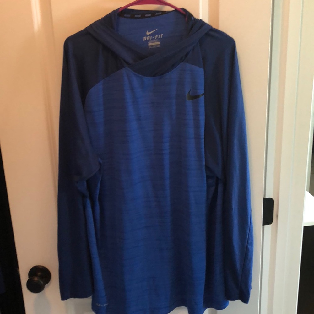 Nike Dri-Fit Lightweight Hoodie
